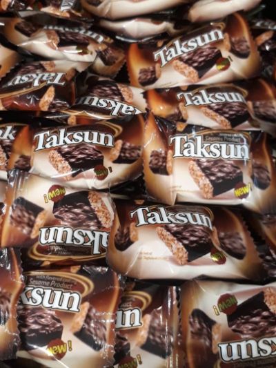 شکلات کنجدی تکسان