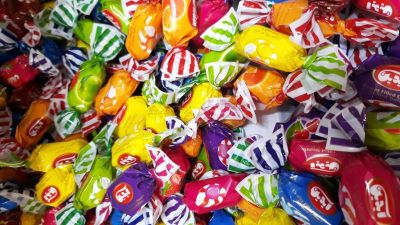 شکلات تافی میوه ای آیدین