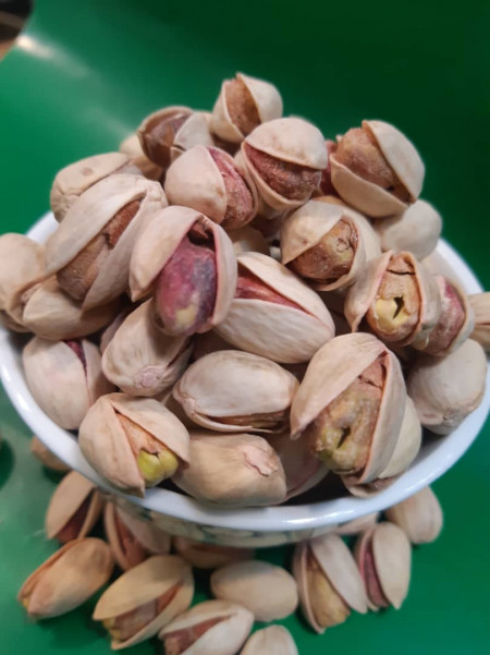 پسته کله قوچی برشته