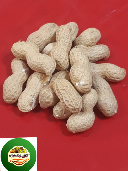 بادام زمینی با پوست ایرانی