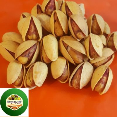 پسته احمد آقایی برشته