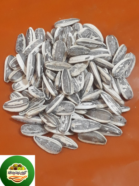 تخمه دورسفید