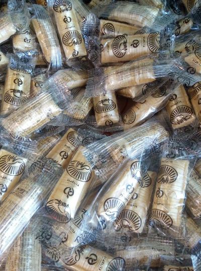 شکلات کانفت