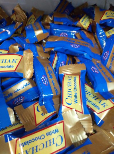 شکلات سفید چیچک