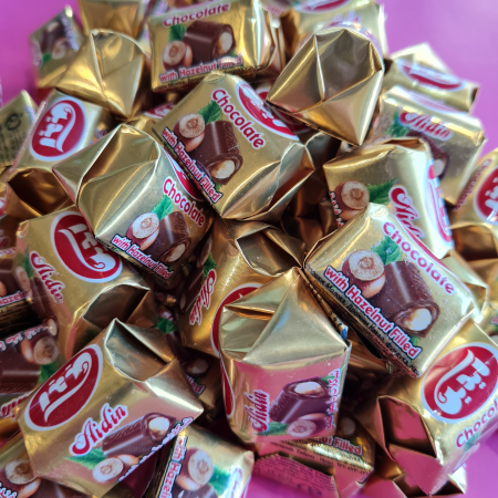 شکلات کاکائوآیدین با مغز فندق